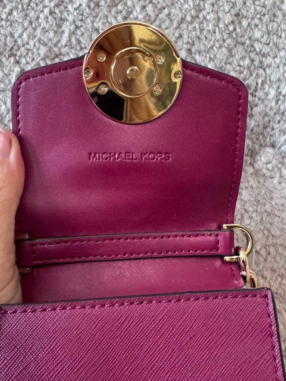 Michael Kors Carmen Mulberry Smartphone Crossbody Bag - Picture 3 of 5